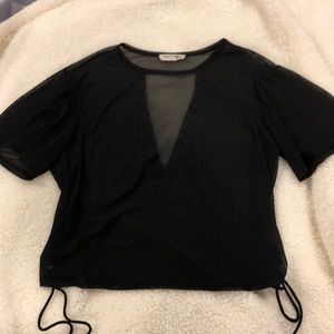 Short sleeve mesh v neck